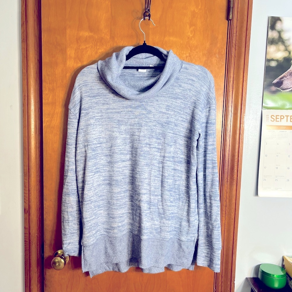 Gap Marbled Blue and White Cowl Neck Sweater. Lightweight.